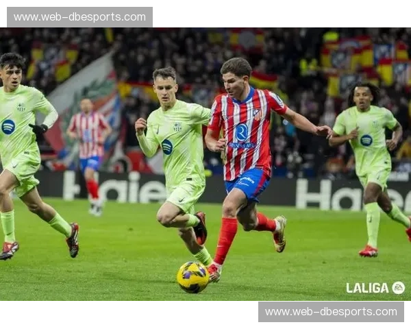 13年的较量，马德里竞技与巴塞罗那的史诗对决